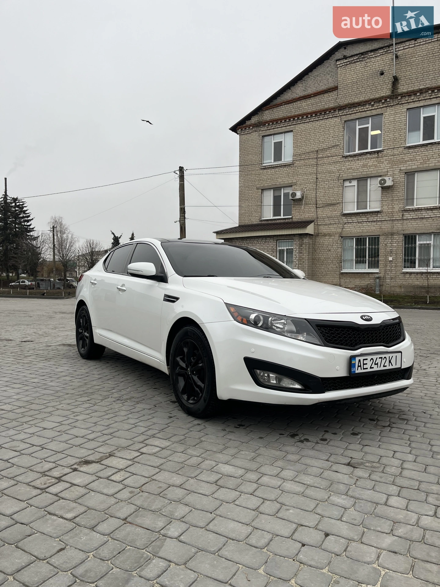 2011 Kia Optima - фото 1