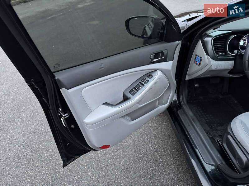 Седан Kia Optima 2014 в Киеве фото 25 Седан Kia Optima 2014 в Киеве