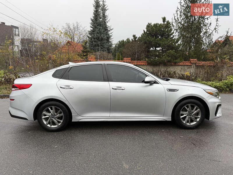 Седан Kia Optima 2018 в Виннице