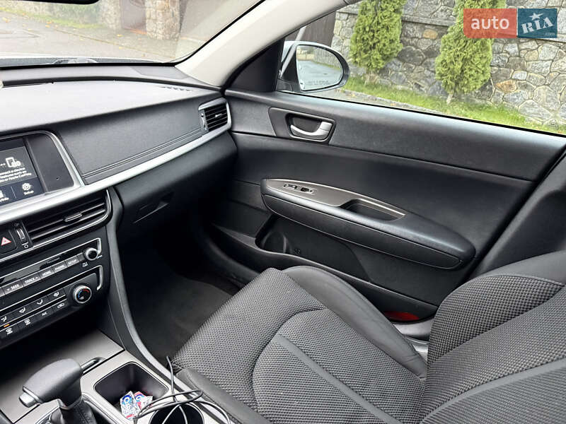 Седан Kia Optima 2018 в Виннице