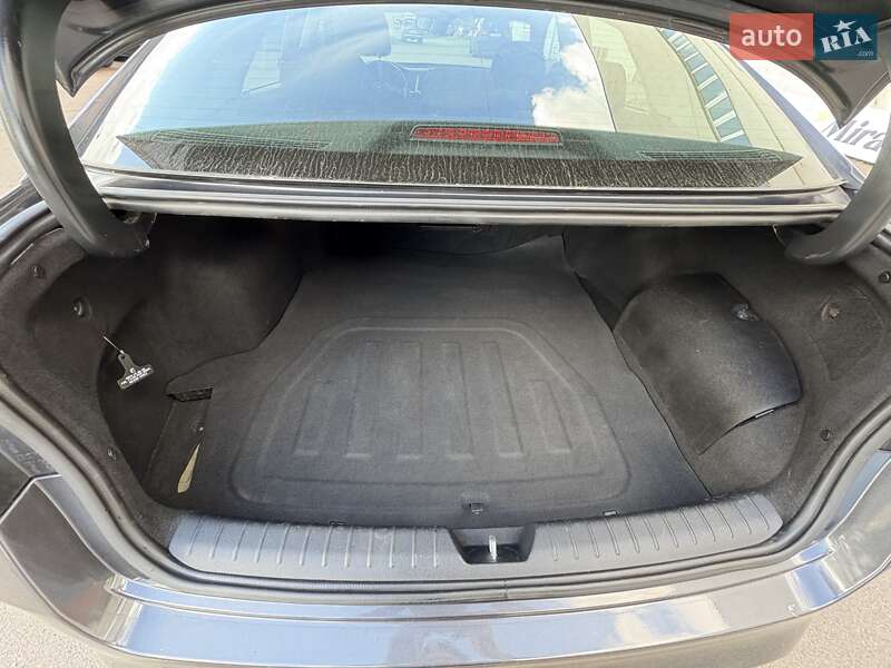 Седан Kia Optima 2017 в Киеве