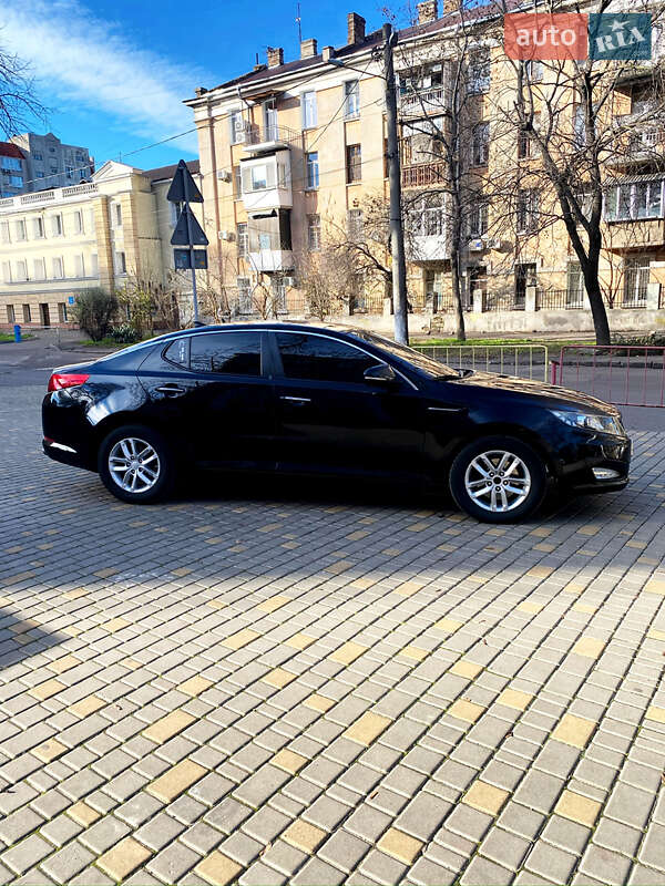 Седан Kia Optima 2013 в Одесі