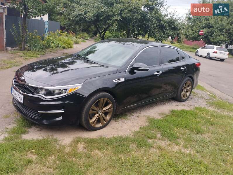 Седан Kia Optima 2016 в Черкассах