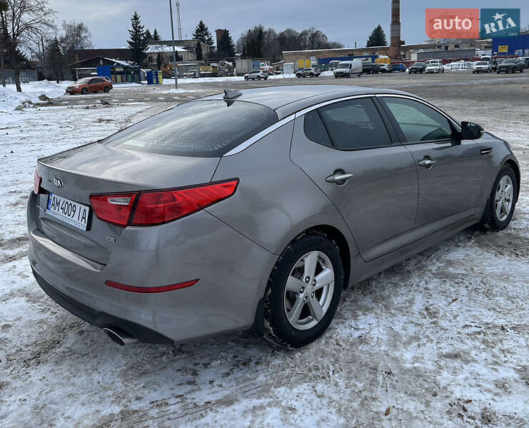 Седан Kia Optima 2015 в Житомирі