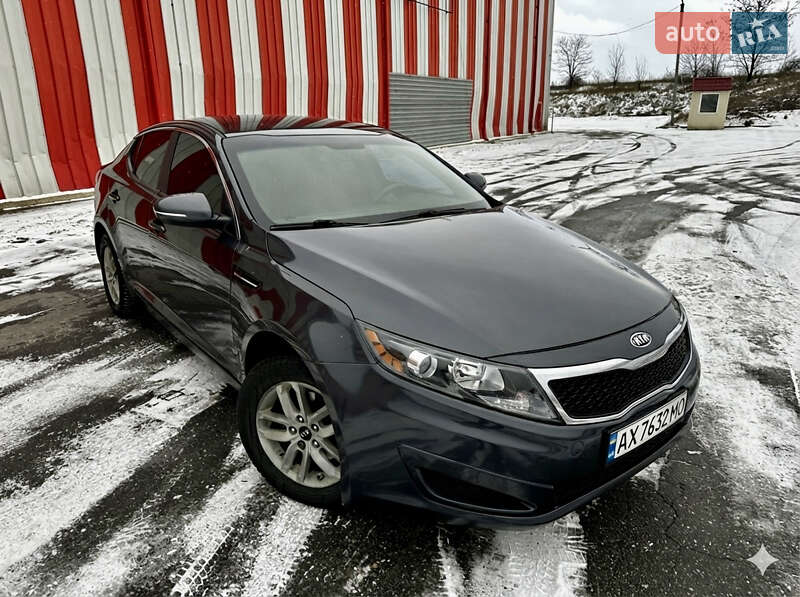 Седан Kia Optima 2011 в Харькове