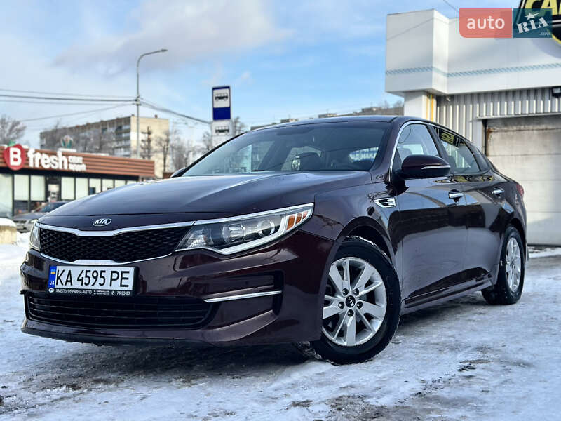 Седан Kia Optima 2016 в Киеве
