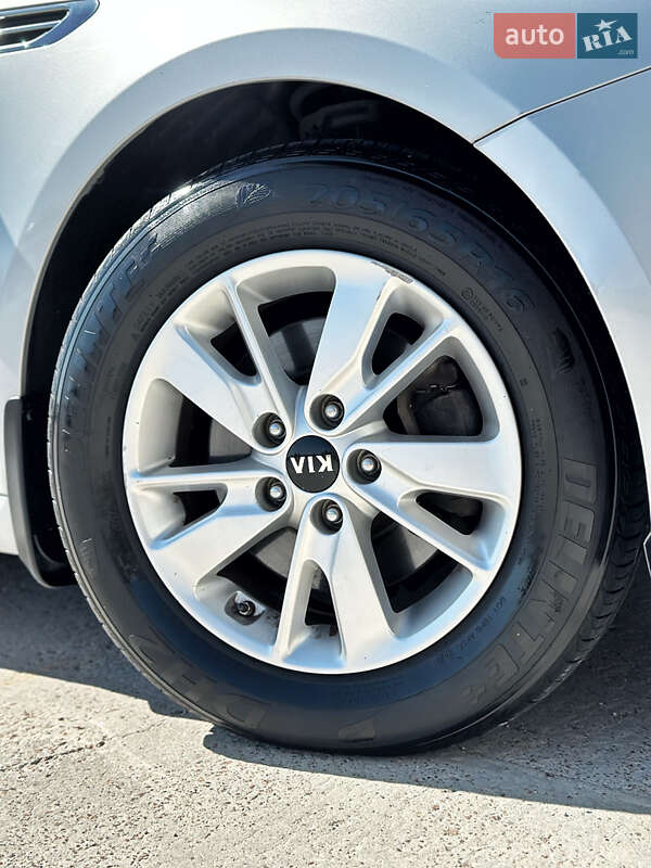 Седан Kia Optima 2016 в Киеве фото 11 Седан Kia Optima 2016 в Киеве