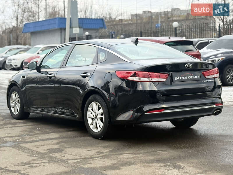 Седан Kia Optima 2018 в Николаеве