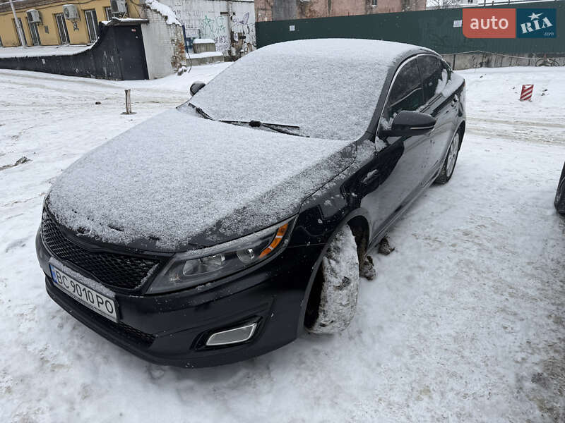 Седан Kia Optima 2015 в Киеве