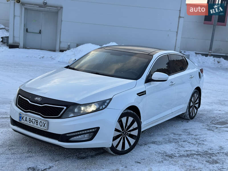 Седан Kia Optima 2011 в Киеве