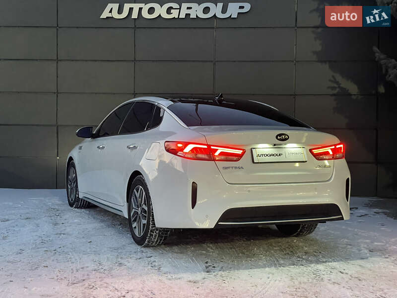 Седан Kia Optima 2019 в Одессе