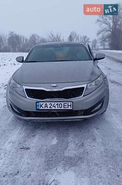Седан Kia Optima 2013 в Киеве