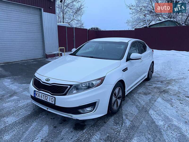 Седан Kia Optima 2012 в Чернигове