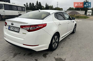 Седан Kia Optima 2013 в Старом Самборе