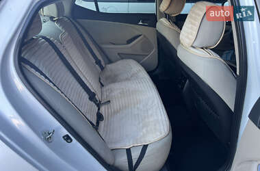 Седан Kia Optima 2013 в Старом Самборе