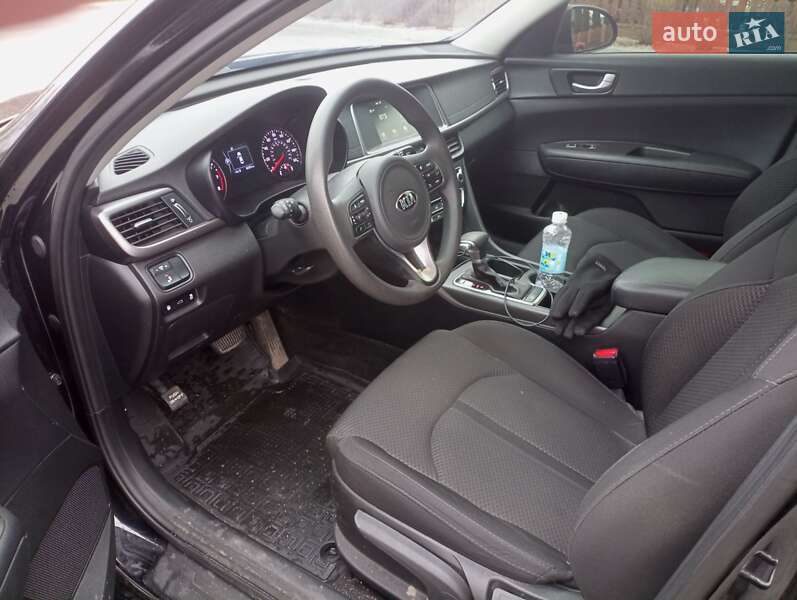 Седан Kia Optima 2018 в Дніпрі