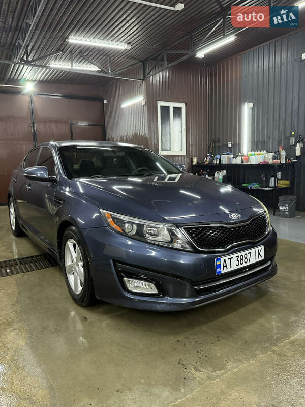 Седан Kia Optima 2014 в Снятині