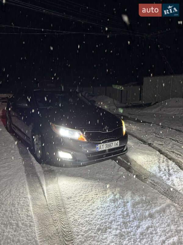 Седан Kia Optima 2014 в Снятині