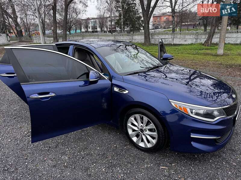 Седан Kia Optima 2016 в Козельщині