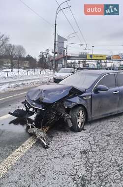 Седан Kia Optima 2015 в Киеве