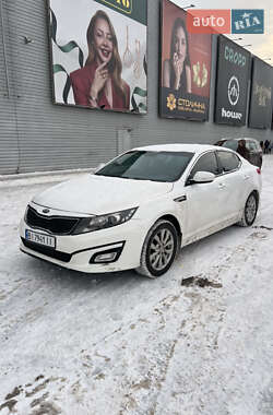 Седан Kia Optima 2015 в Полтаве