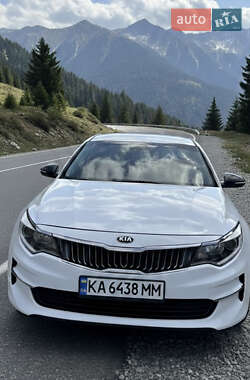 Седан Kia Optima 2016 в Києві