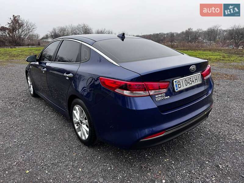 Седан Kia Optima 2016 в Кременчуці