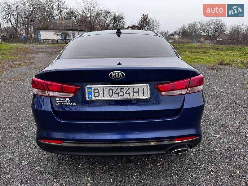 Седан Kia Optima 2016 в Кременчуці