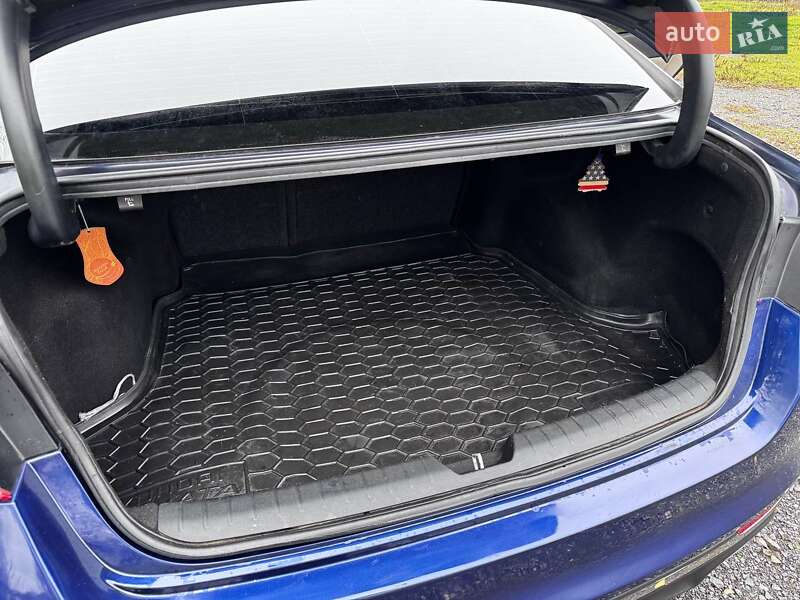 Седан Kia Optima 2016 в Кременчуці