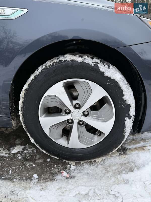 Седан Kia Optima 2014 в Киеве фото 24 Седан Kia Optima 2014 в Киеве