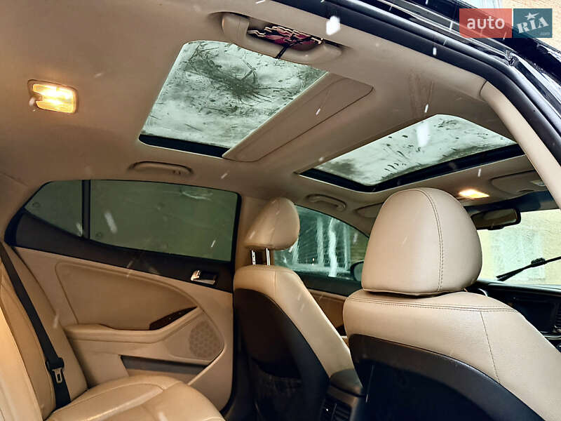 Седан Kia Optima 2014 в Києві