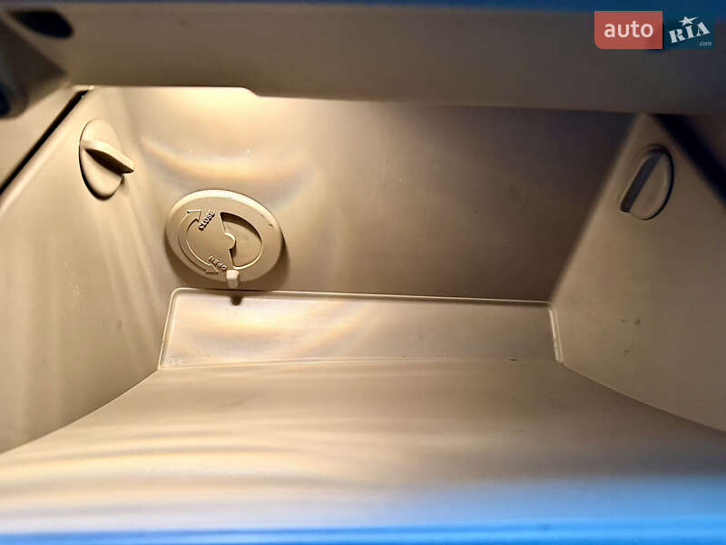 Седан Kia Optima 2014 в Києві