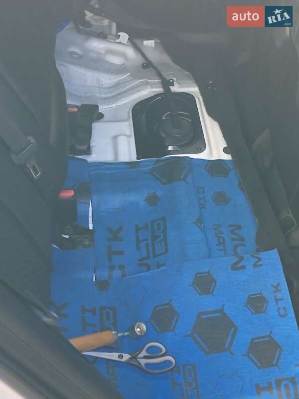 Седан Kia Optima 2019 в Киеве фото 7 Седан Kia Optima 2019 в Киеве