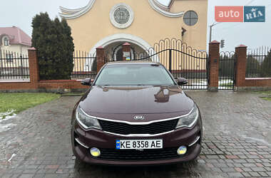 Седан Kia Optima 2016 в Кривом Роге
