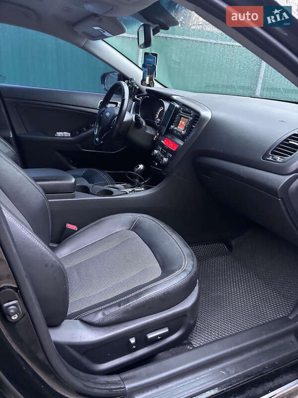 Седан Kia Optima 2012 в Тернополе