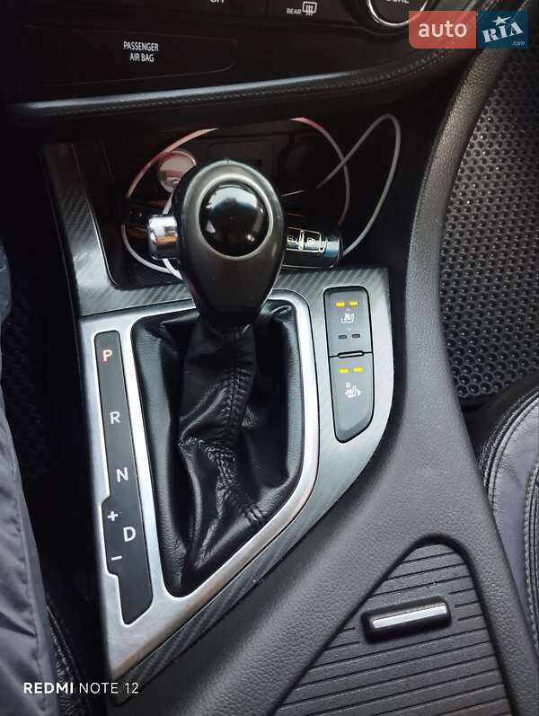 Седан Kia Optima 2012 в Славянске