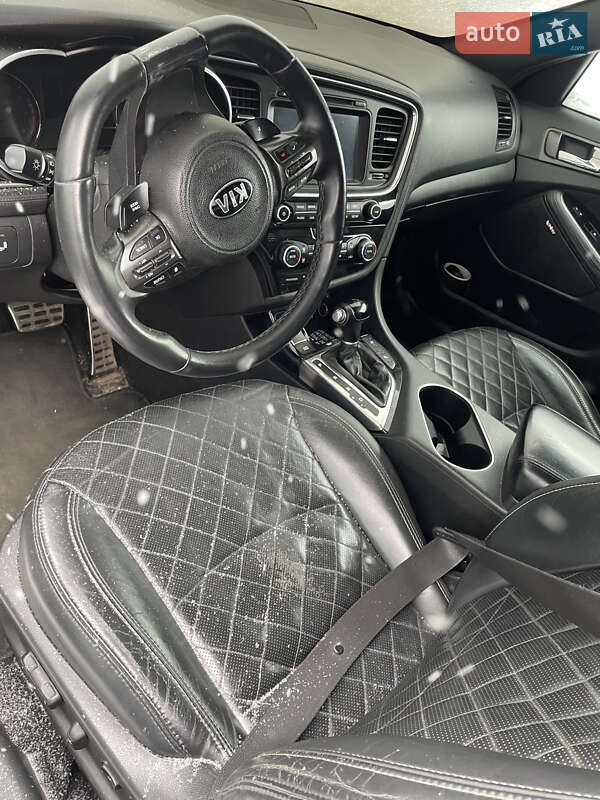 Седан Kia Optima 2014 в Сумах