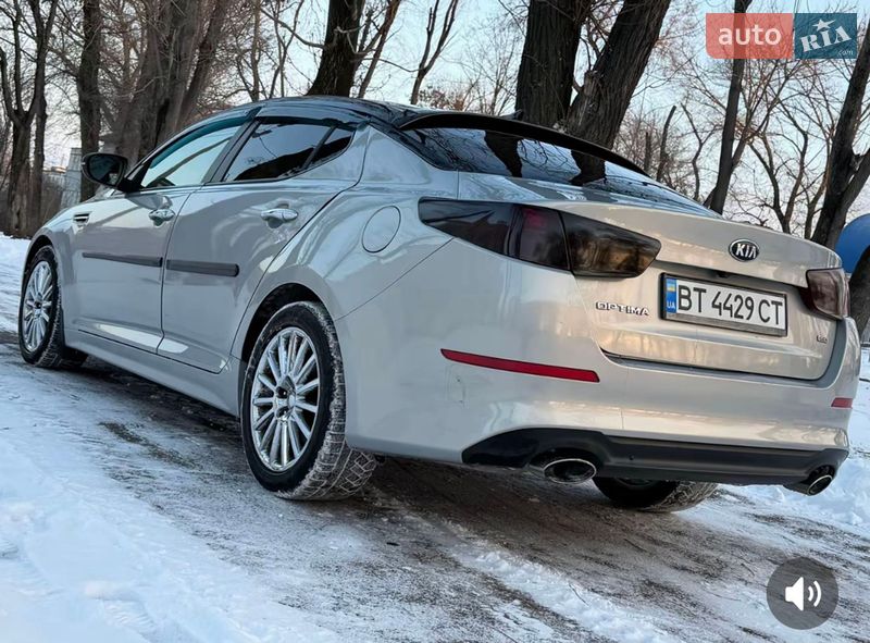 Седан Kia Optima 2014 в Полтаве