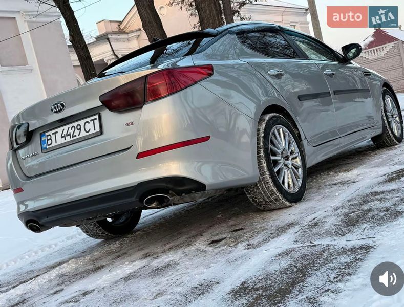 Седан Kia Optima 2014 в Полтаве