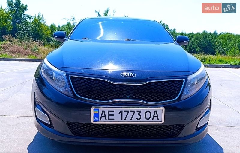 Седан Kia Optima 2015 в Синельниковому