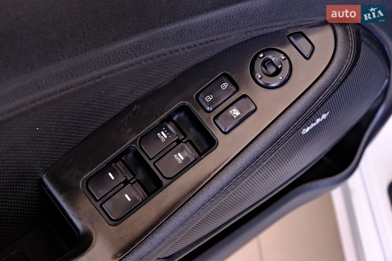 Седан Kia Optima 2013 в Одессе