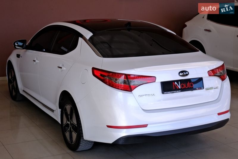 Седан Kia Optima 2013 в Одессе