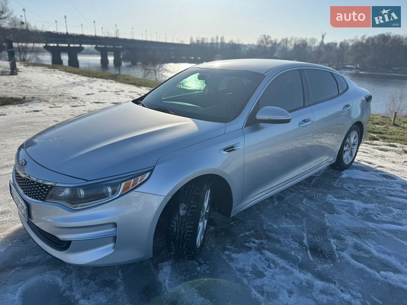 Седан Kia Optima 2016 в Києві