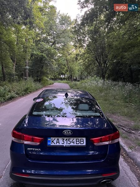 Седан Kia Optima 2016 в Києві