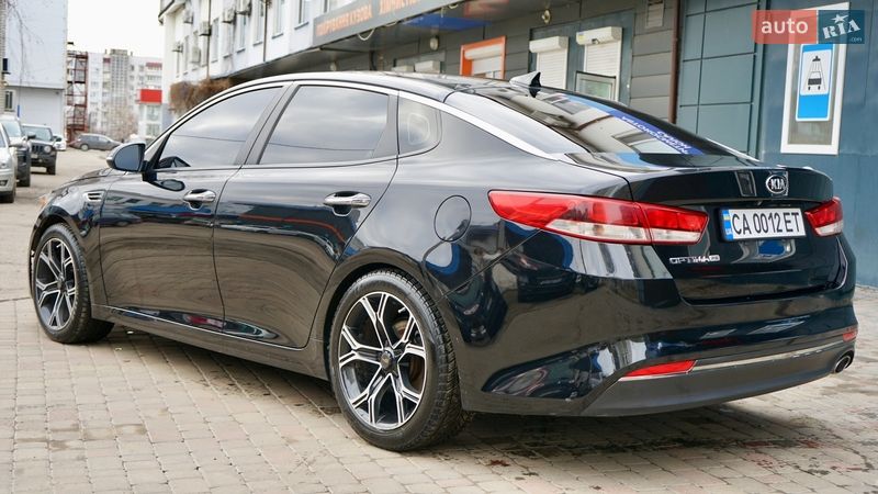 Седан Kia Optima 2016 в Черкасах
