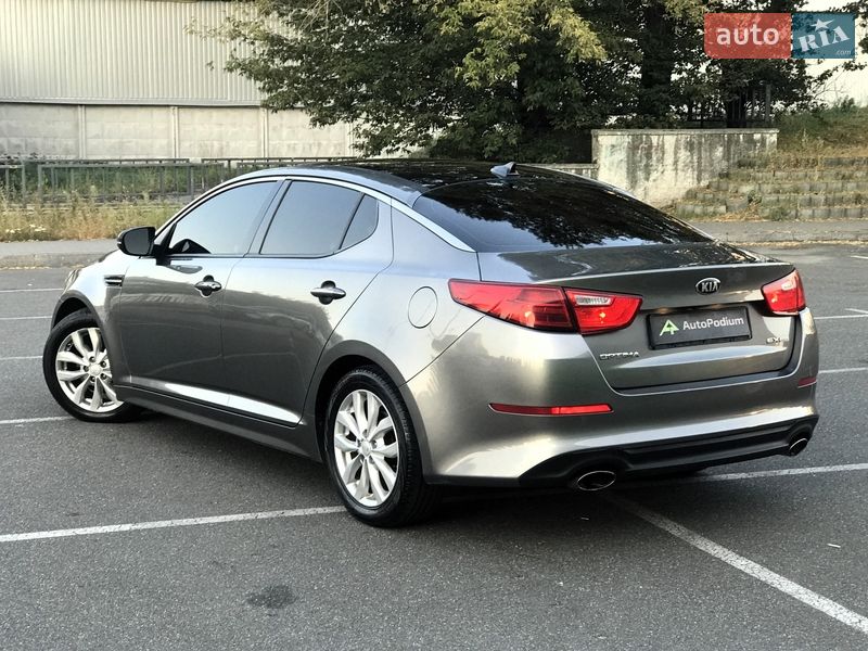 Седан Kia Optima 2014 в Киеве