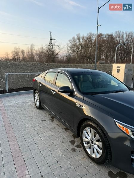 Седан Kia Optima 2015 в Івано-Франківську