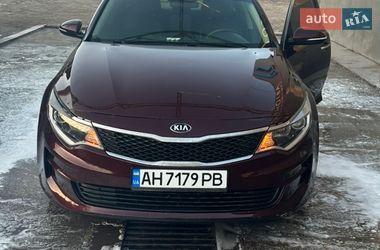 Седан Kia Optima 2016 в Кременчуге