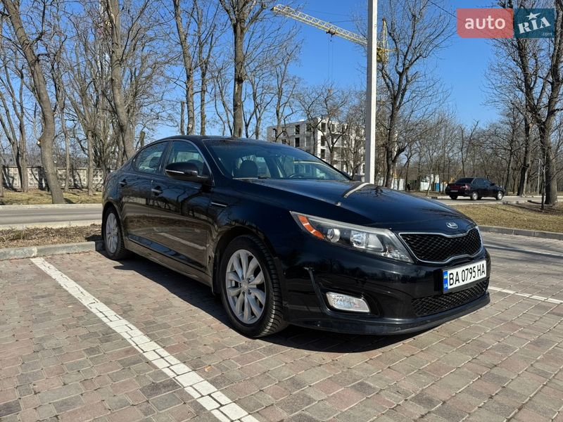 Седан Kia Optima 2014 в Кропивницком