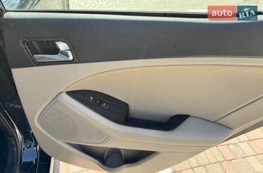 Седан Kia Optima 2014 в Кропивницком